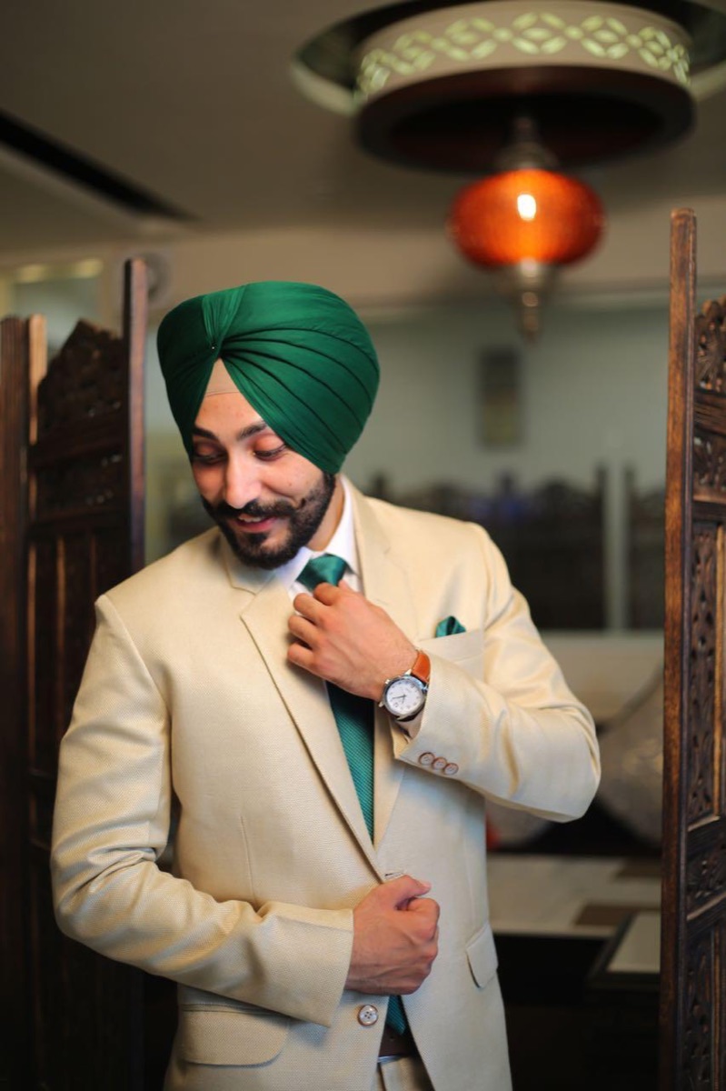Patiala Shahi wedding turban by Thind Turban Centre